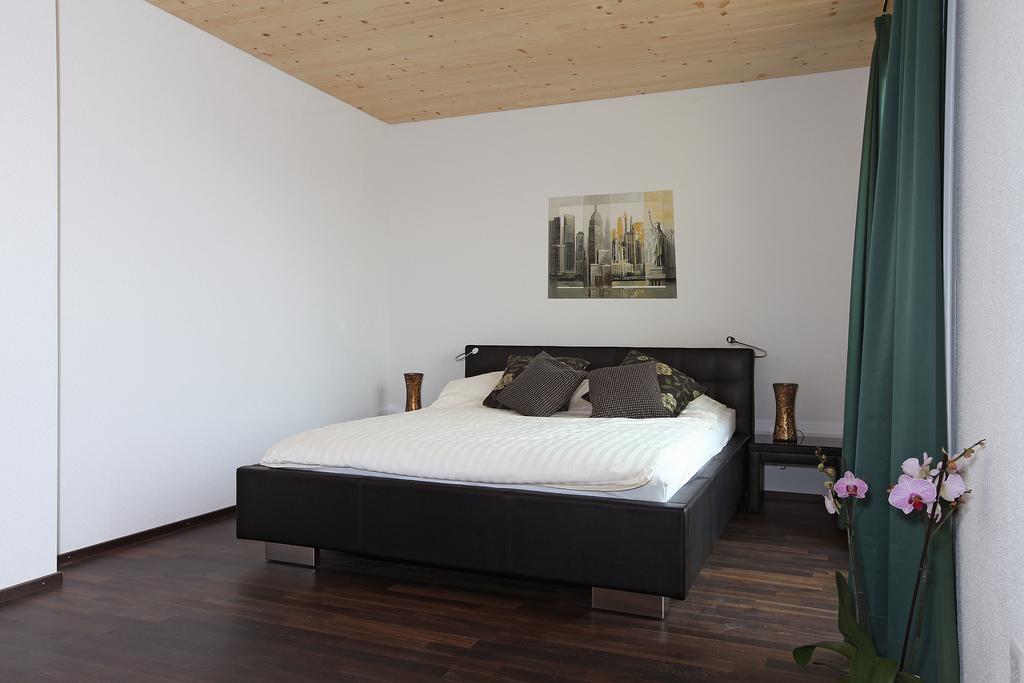 Swiss Star Guesthouse District 3 - Contactless Self Check-In Zürich Exteriör bild
