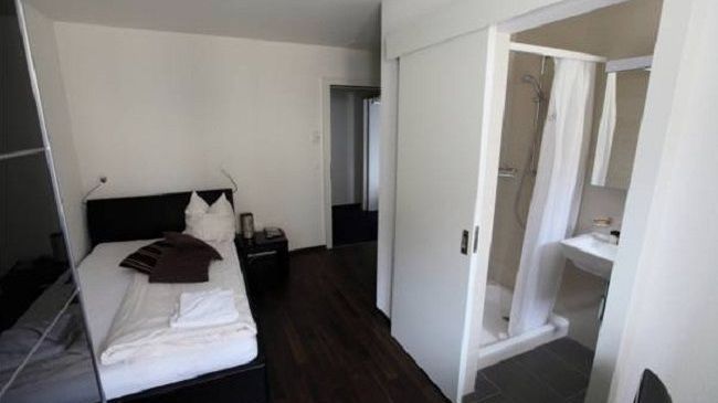 Swiss Star Guesthouse District 3 - Contactless Self Check-In Zürich Rum bild